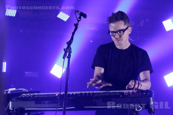 SON LUX - 2014-10-31 - PARIS - Grande Halle de La Villette - Ryan Lott